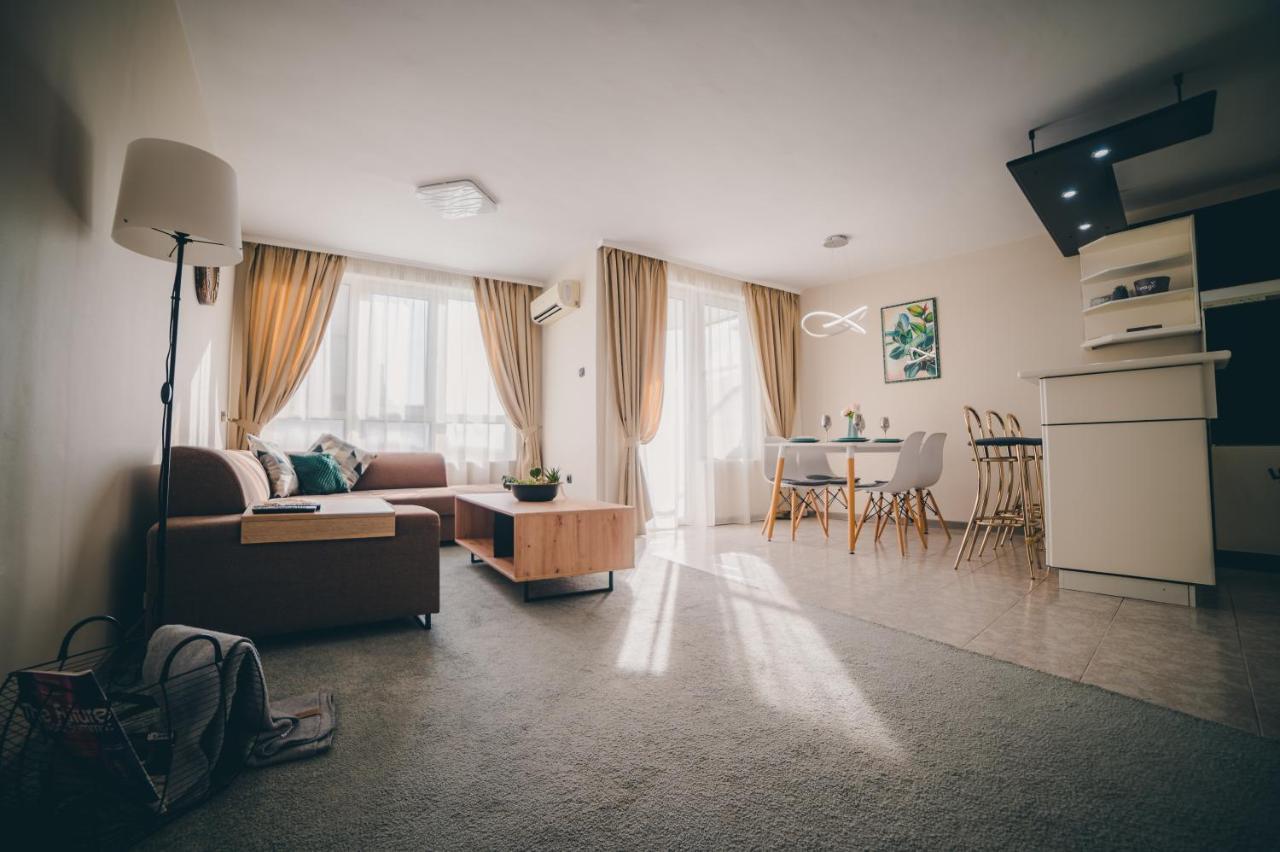 Unbeatable Location: New & Comfy Apartment Varna Exterior photo